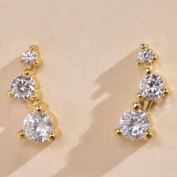 NEW 18K Gold-Plated 925 Sterling Silver Shiny Zircon Constellation Stud Earrings - Picture 5 of 16